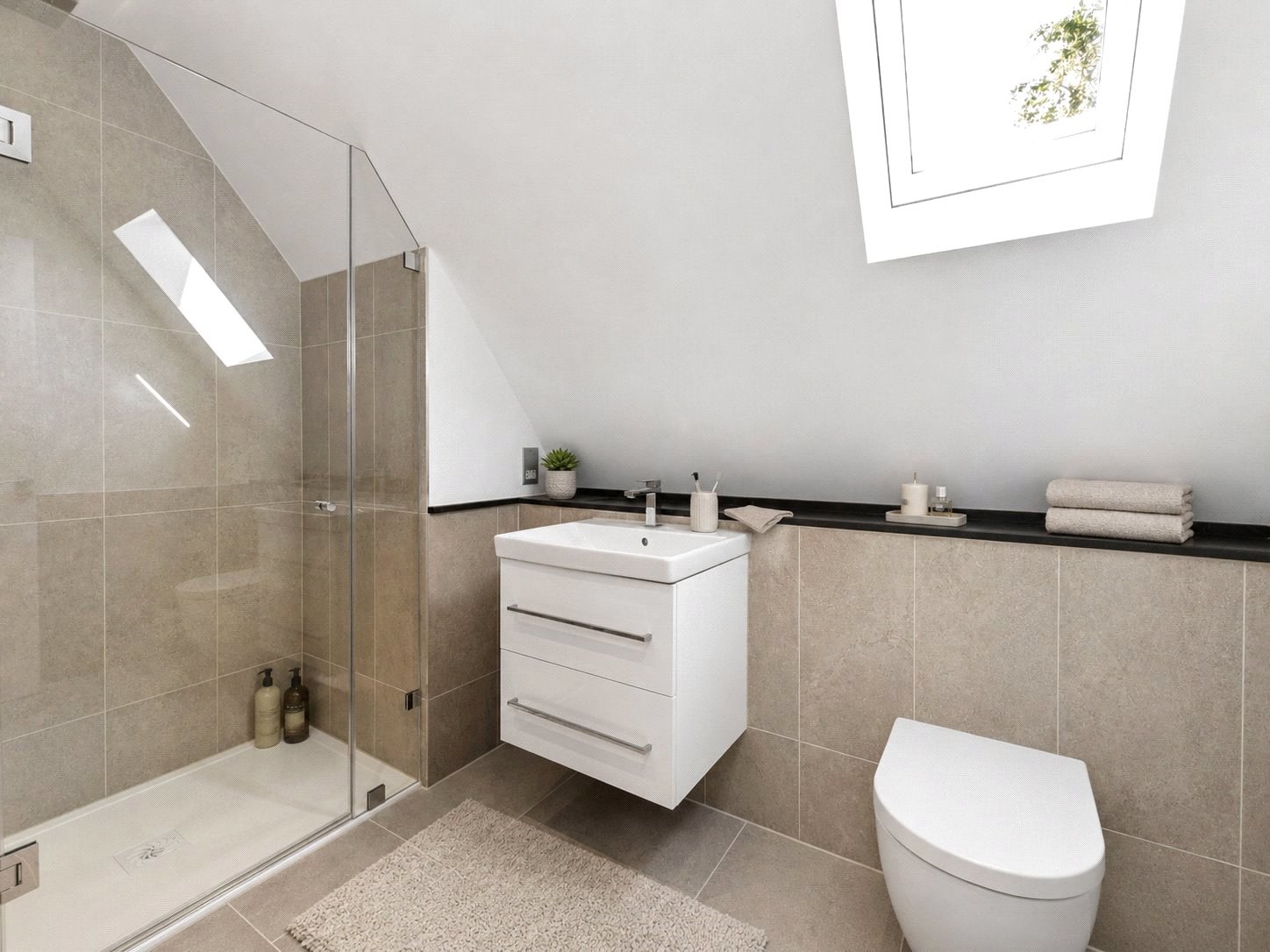 Brunswick Place, Weybridge, Surrey, KT13, photo 14