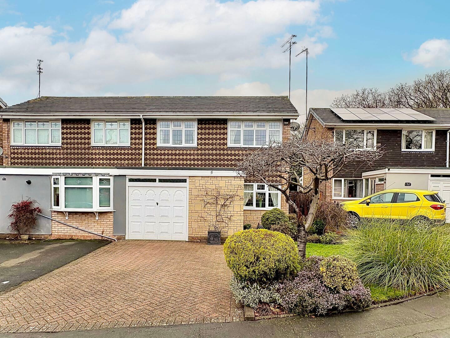 Melford Close