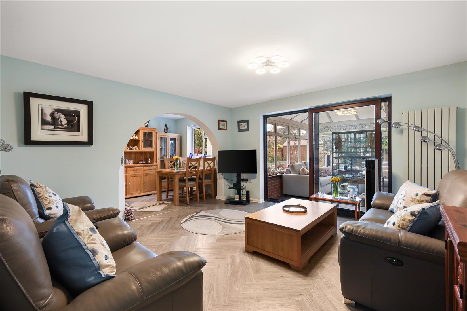 Sherwood Drive, Clacton-On-Sea, photo 4