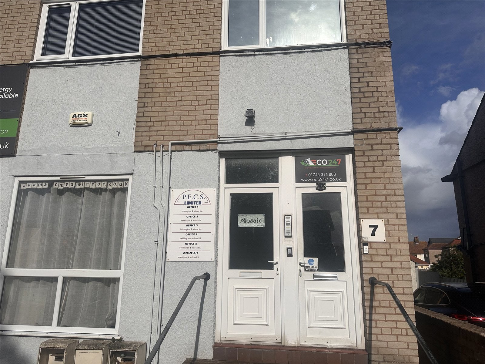 Photo 19