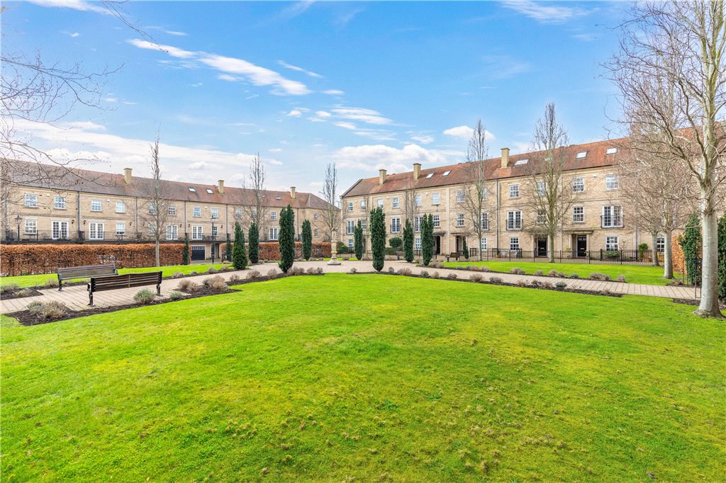 Scalebor Square, Burley in Wharfedale, Ilkley, West Yorkshire, LS29, photo 20