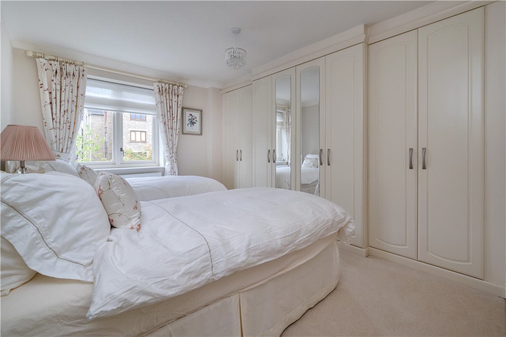Park Avenue, Harrogate, HG2, photo 11