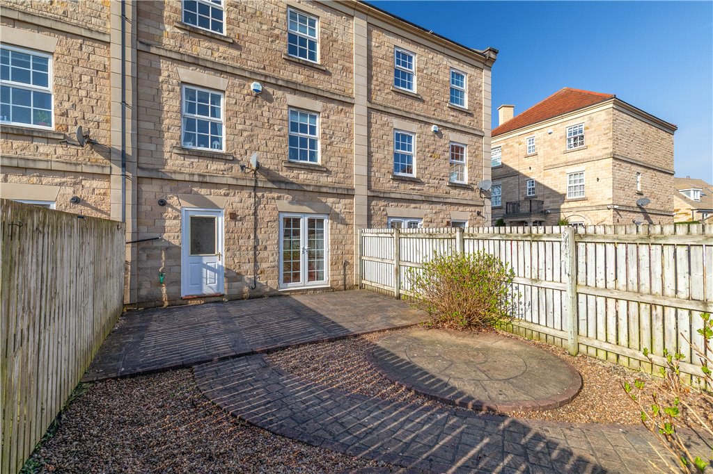 Scalebor Square, Burley in Wharfedale, Ilkley, West Yorkshire, LS29, photo 16