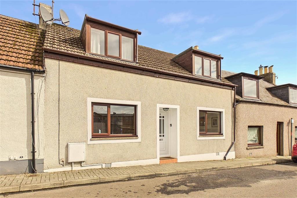 terraced house for sale in Cupar