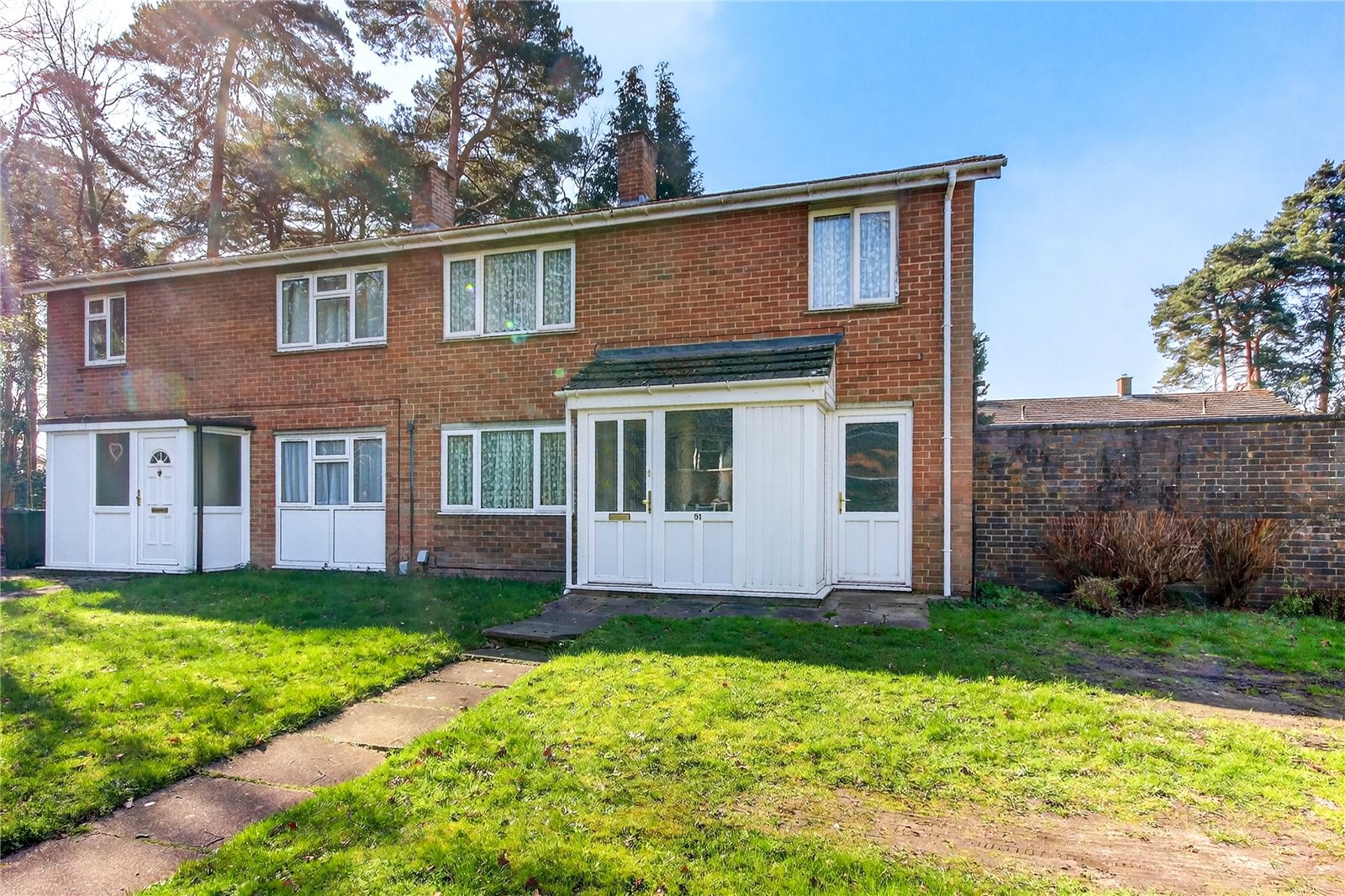 Segsbury Grove, Bracknell, Berkshire, RG12