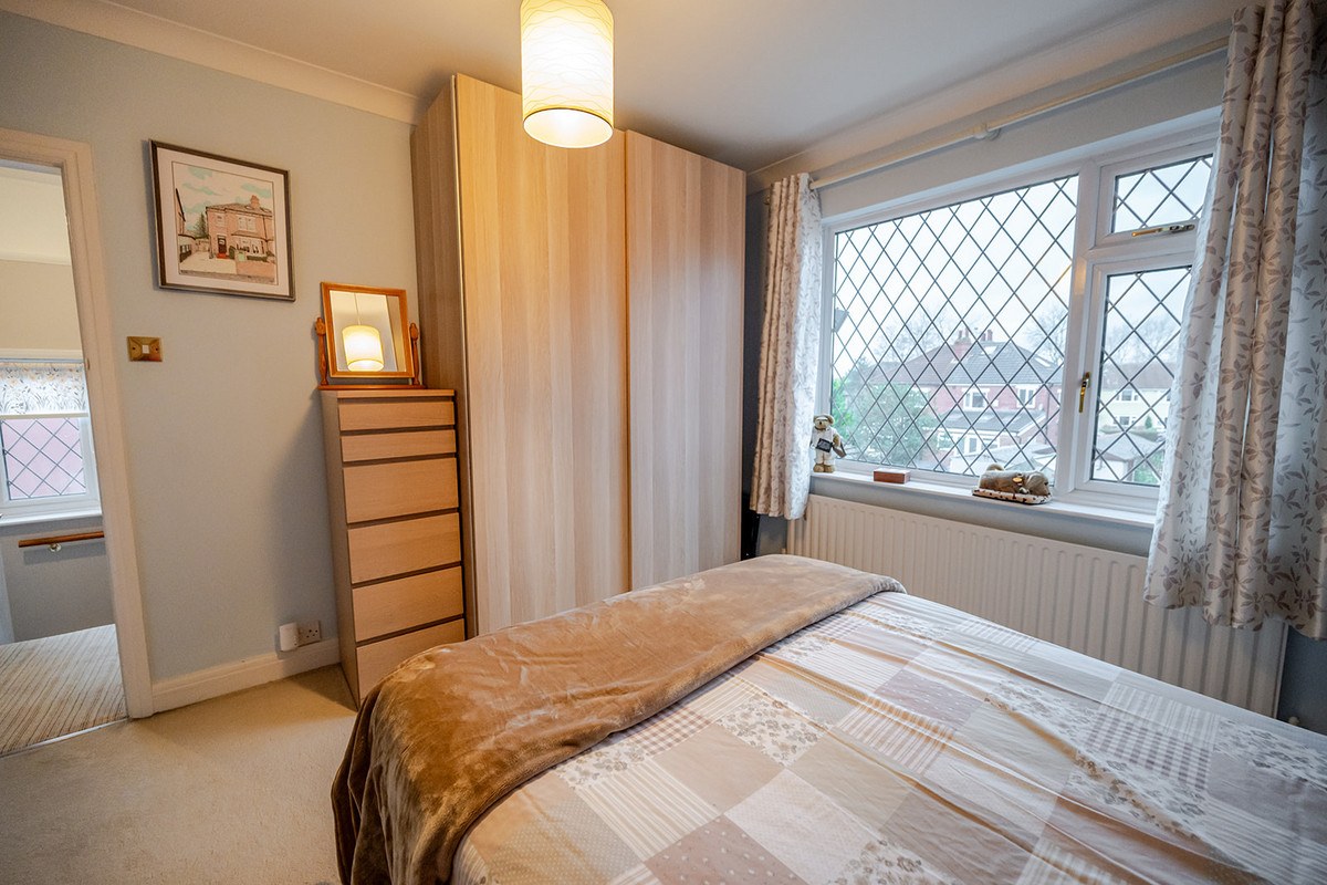 Spen Lane, Leeds, LS16, photo 33