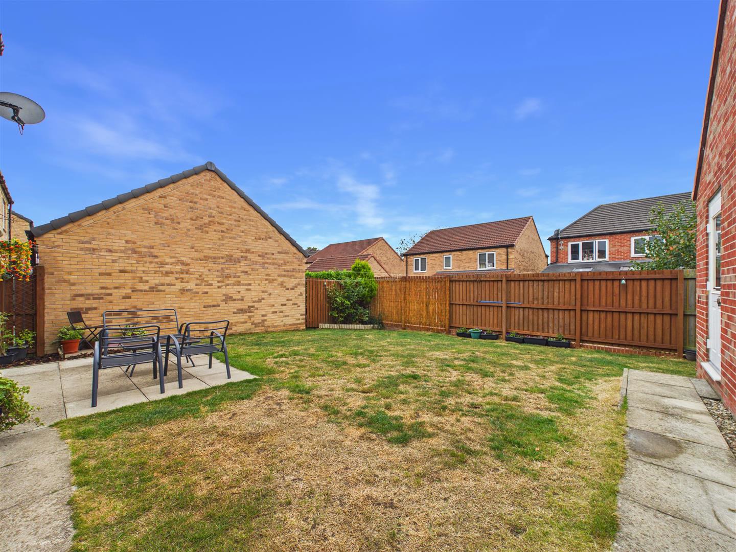 Chatsworth Drive, Elloughton, photo 15