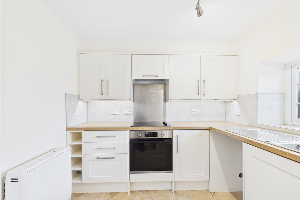30 Castle Green Lane, Kendal, LA9 6BB, photo 2