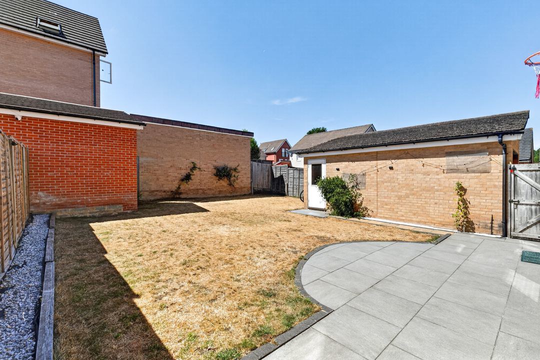 Lysander Drive, Bracknell, RG12, photo 16