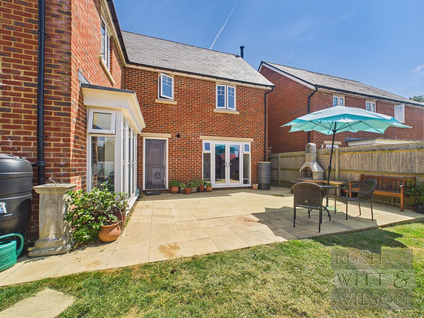 Cascades Way, Bexhill-On-Sea, photo 30