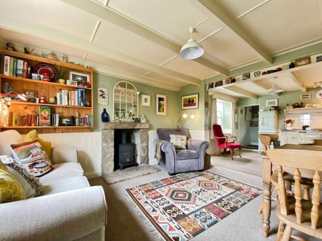 Characterful family home, Nancegollan, photo 16
