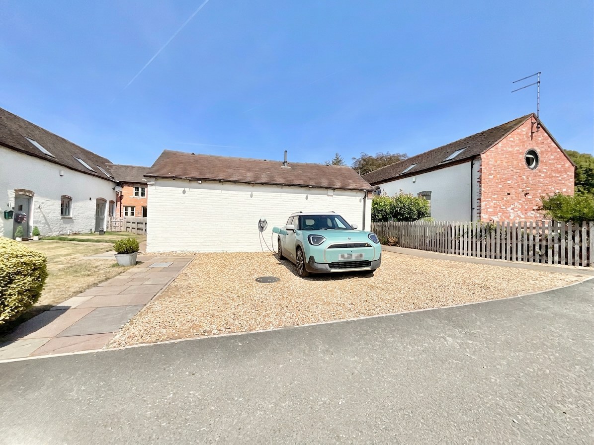 Aston, Aston Manor Barns, TF9, photo 38
