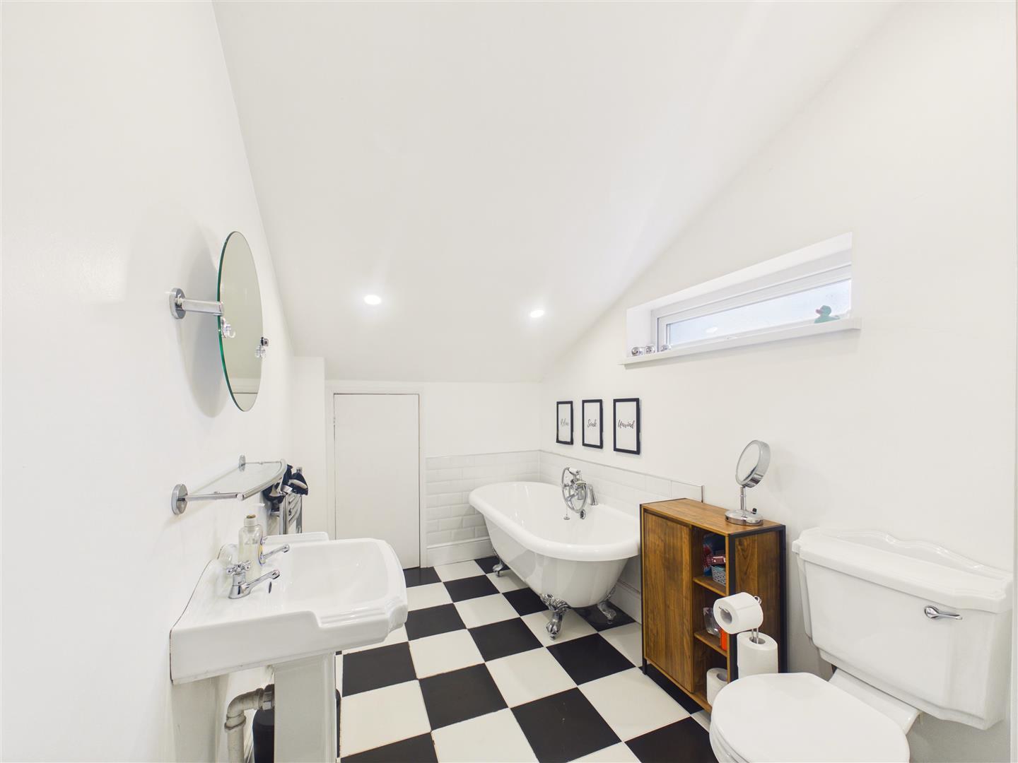 Hull Road, Hessle, photo 9