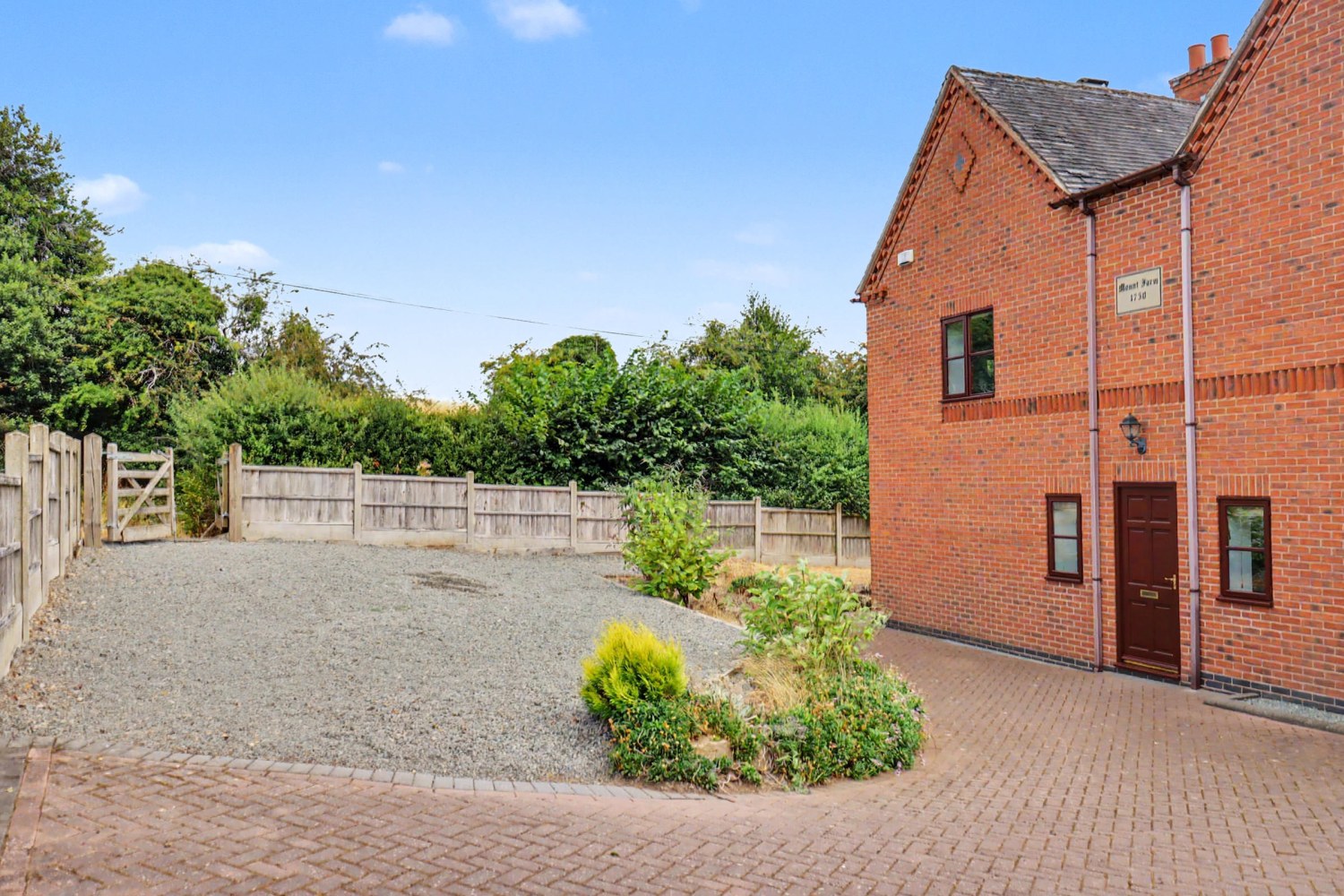 Mount Road, Castle Gresley, Swadlincote, Derbyshire, DE11, photo 10