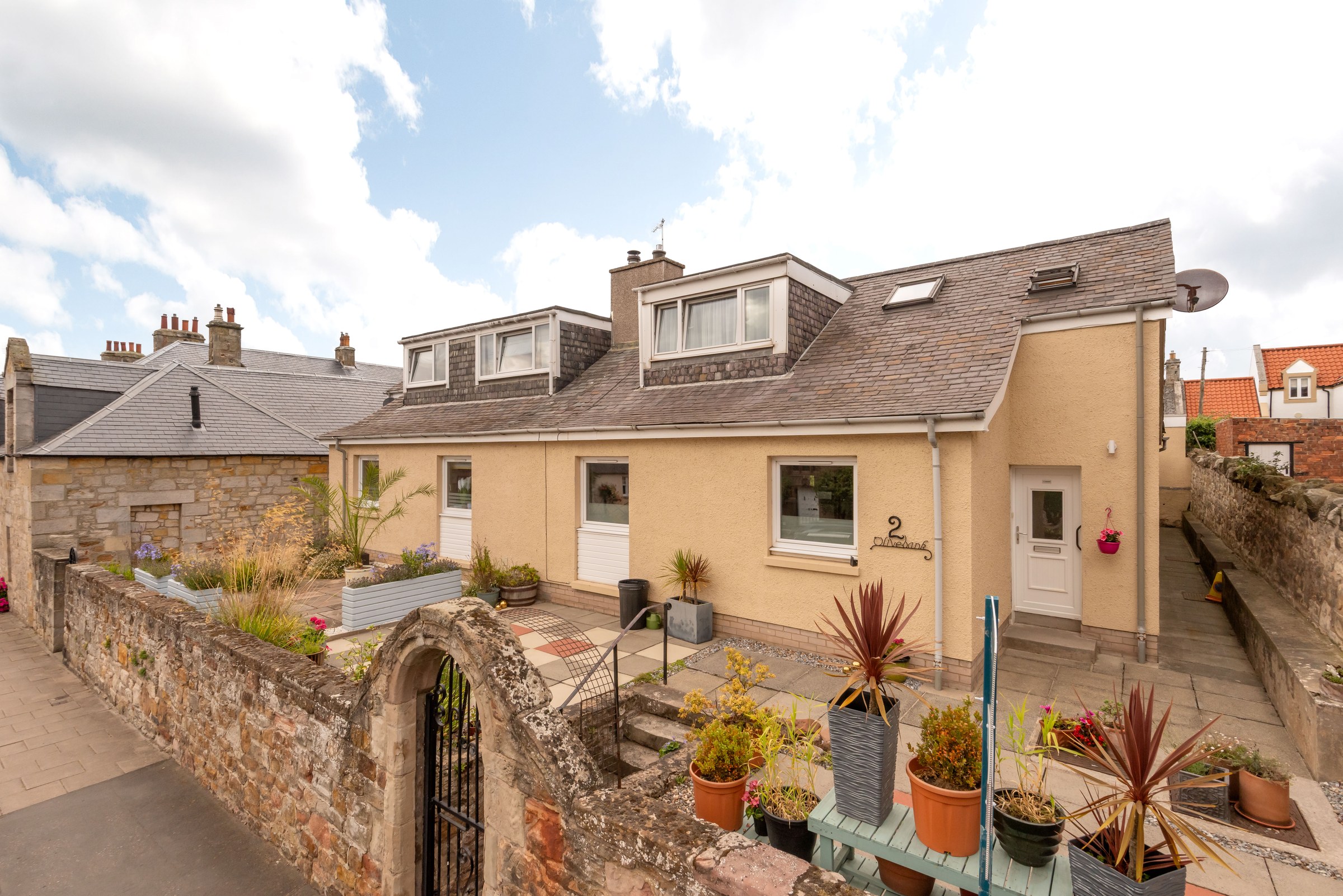 2 Olive Bank Main Street, Gullane, EH31 2AB