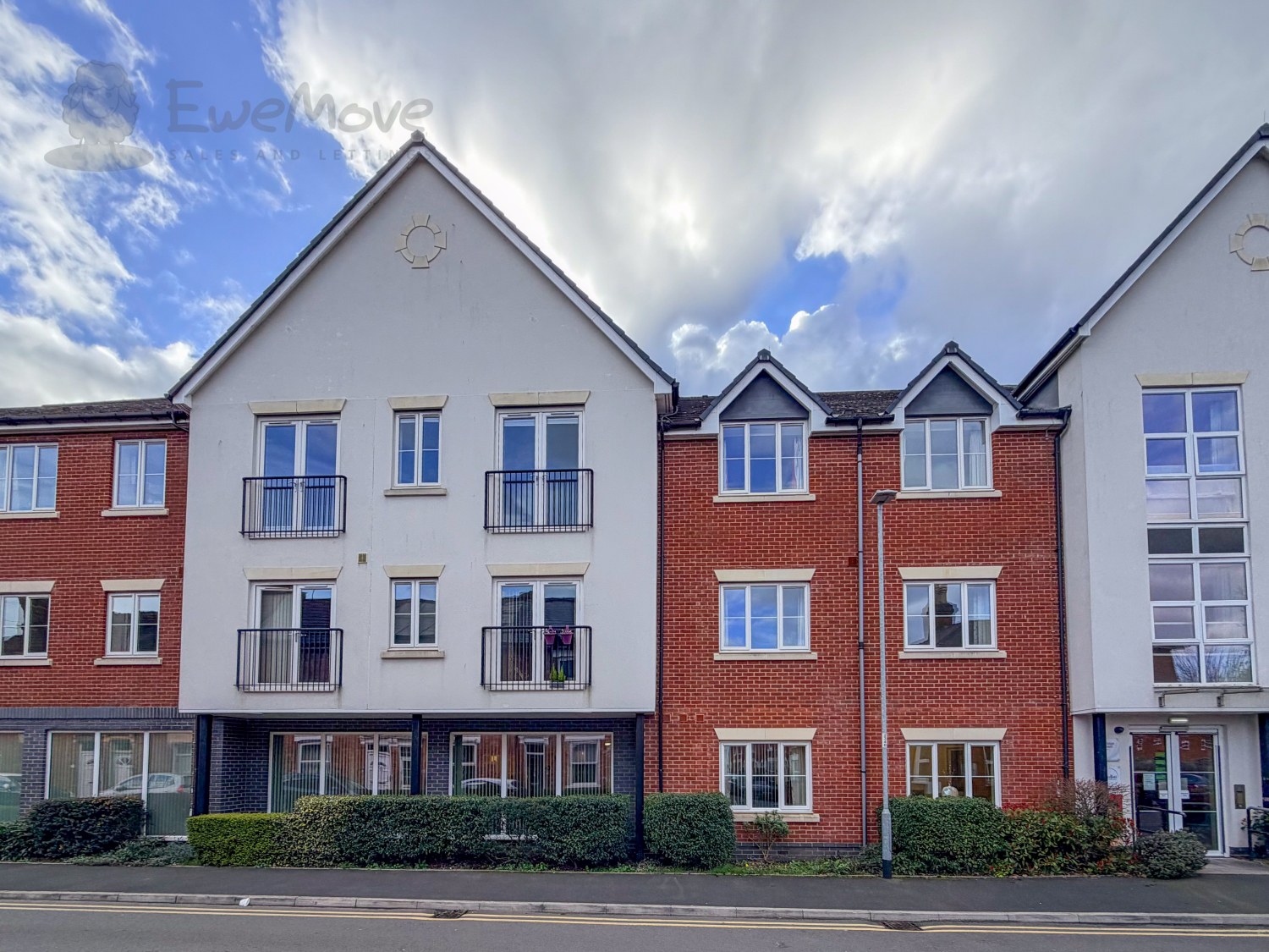 20 White Ladies Close, Worcester, WR1 1QA
