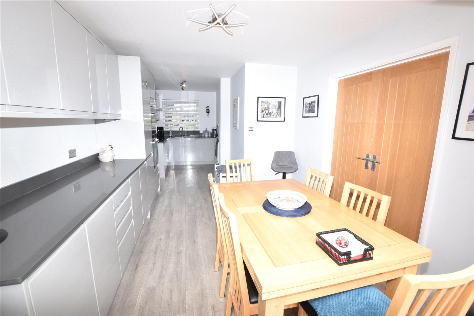 Ashbury Drive, Blackwater, Camberley, Hampshire, GU17, photo 3
