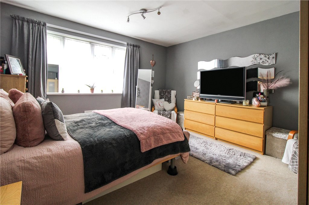 Linden Court, Hollin Lane, Leeds, LS16, photo 8