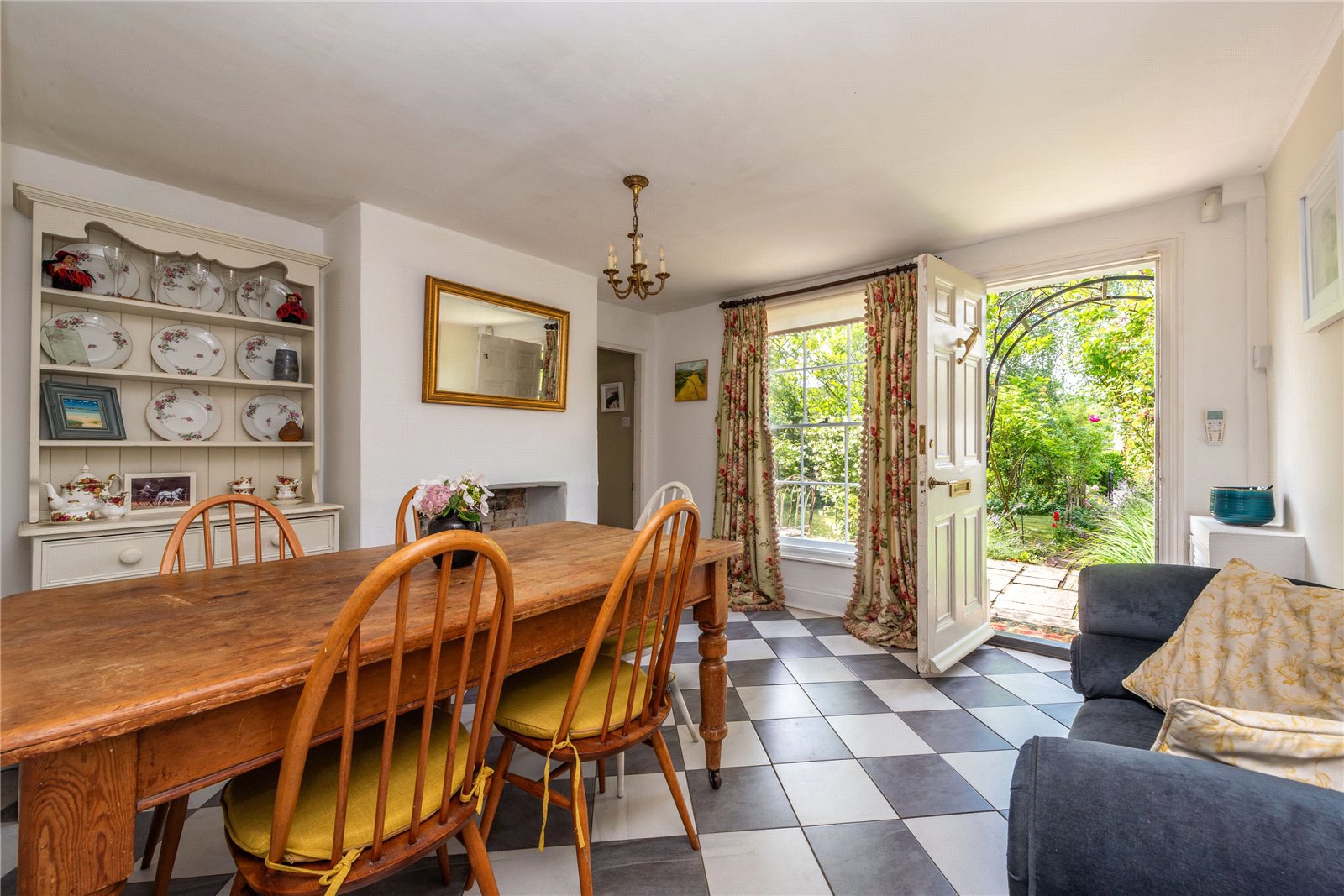 The Street, Ewhurst, Cranleigh, Surrey, GU6, photo 7