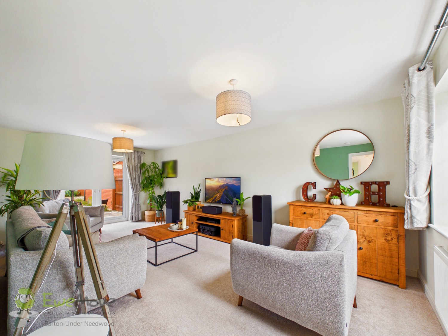WILSON WAY, BURTON-ON-TRENT, STAFFORDSHIRE, DE13