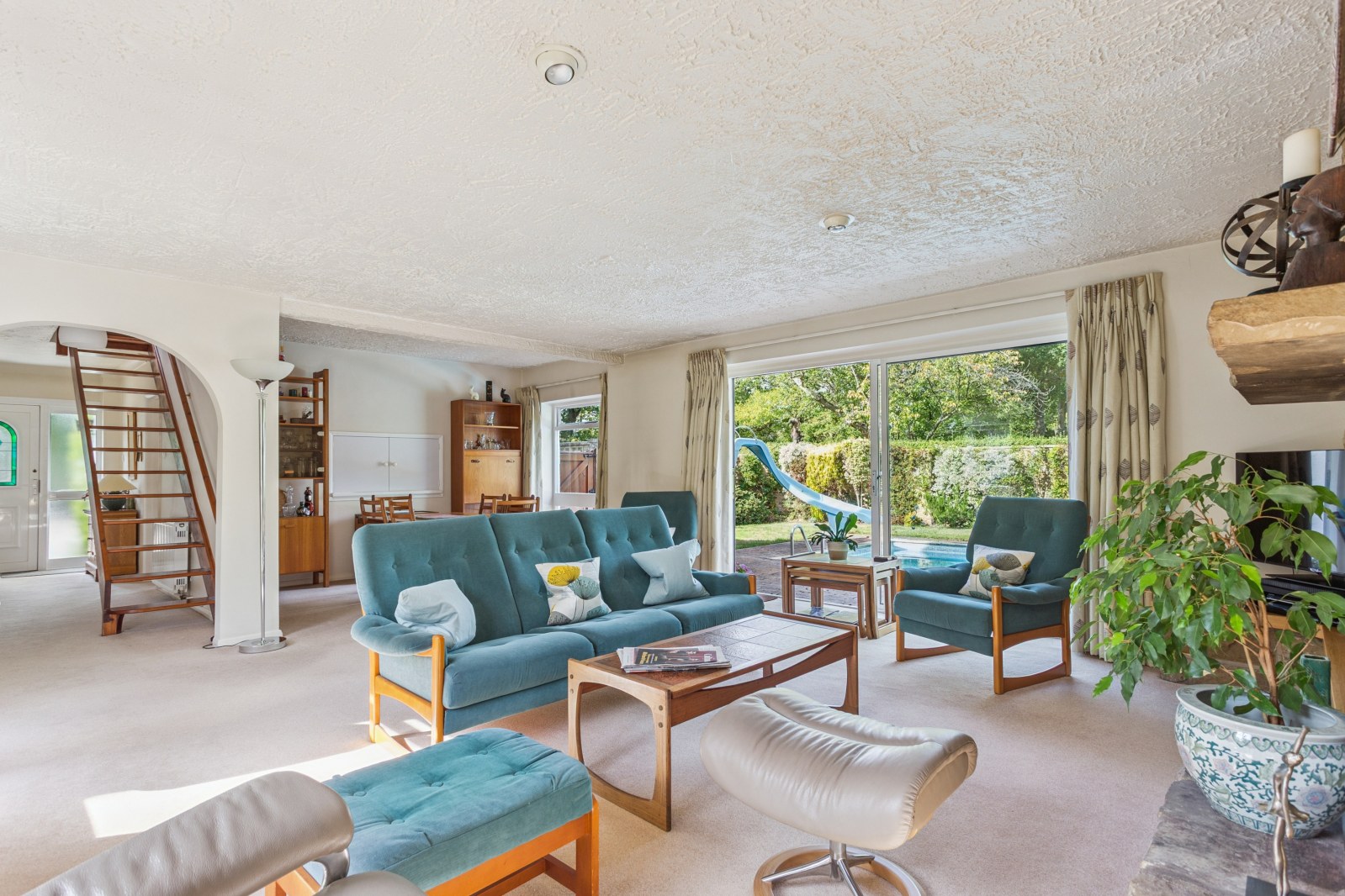 Cherry Tree Lane, Fulmer, Buckinghamshire, SL3, photo 2