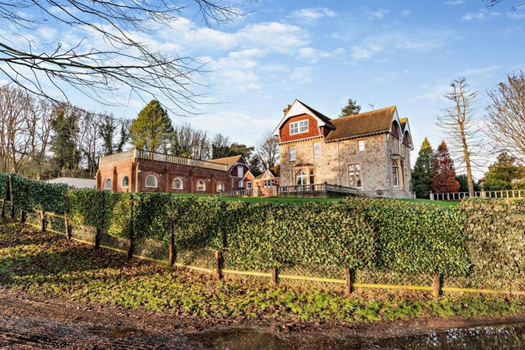 Hermitage Road, Higham, Rochester, ME3 7NE, photo 4