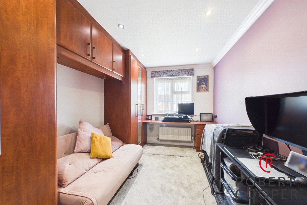 Apsley Close, North Harrow, HA2, photo 8