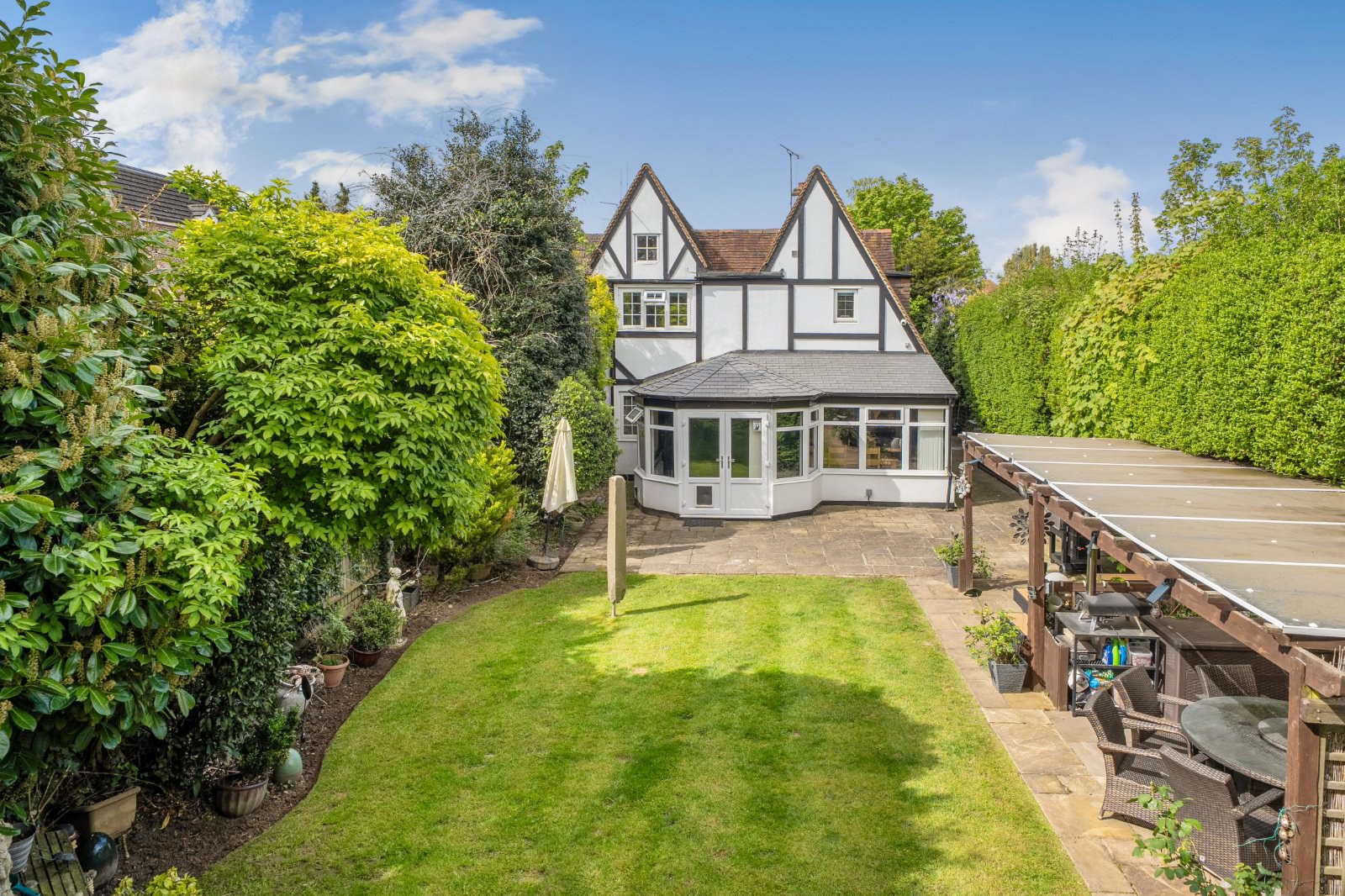 Huntercombe Lane North, Taplow, Berkshire, SL6