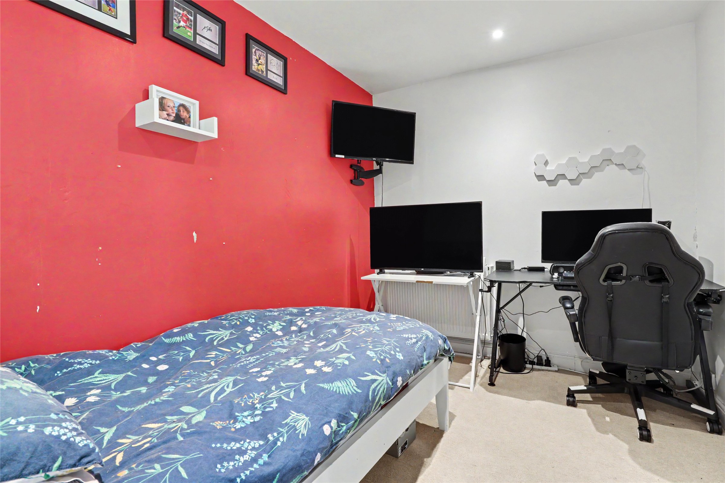 Photo 16