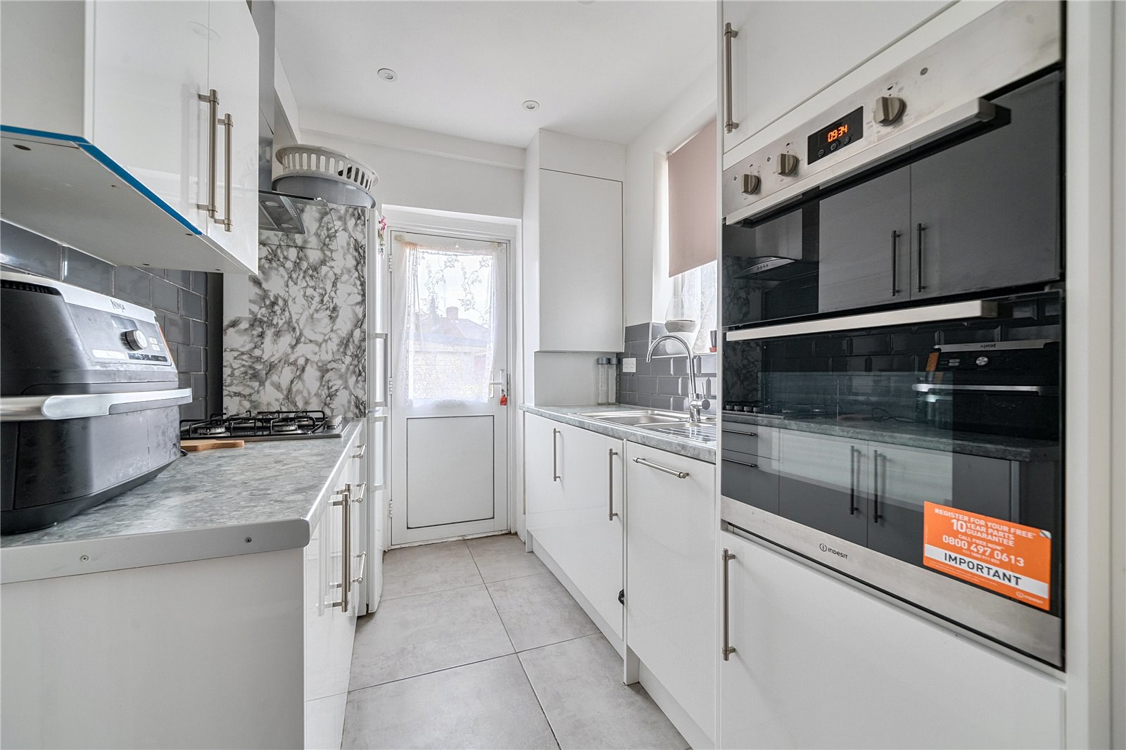 The Larches, Palmers Green, London, N13, photo 8