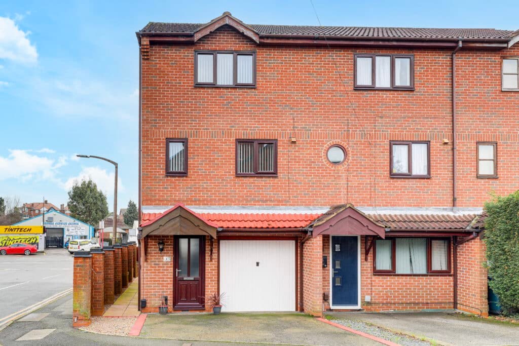 Harberton Close