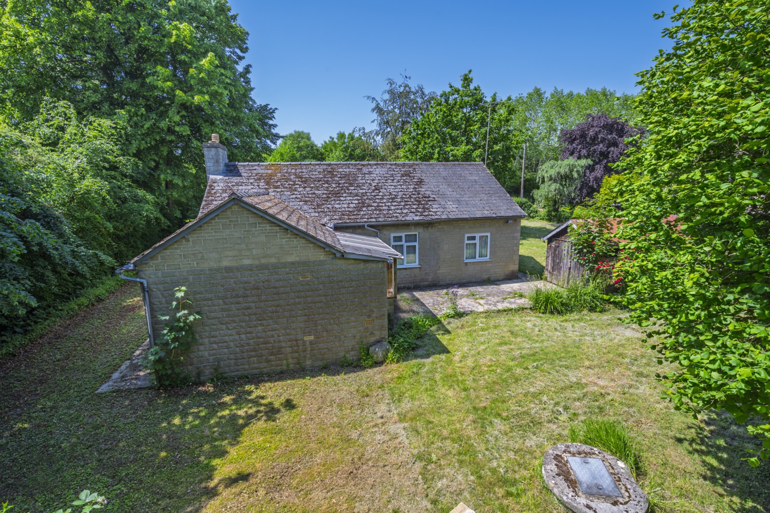 Cirencester Road, South Cerney, photo 14