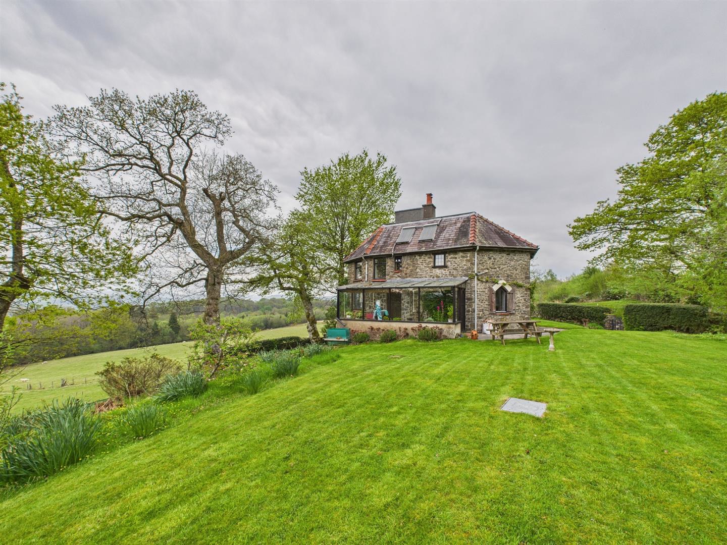 Myddfai, Llandovery, photo 2