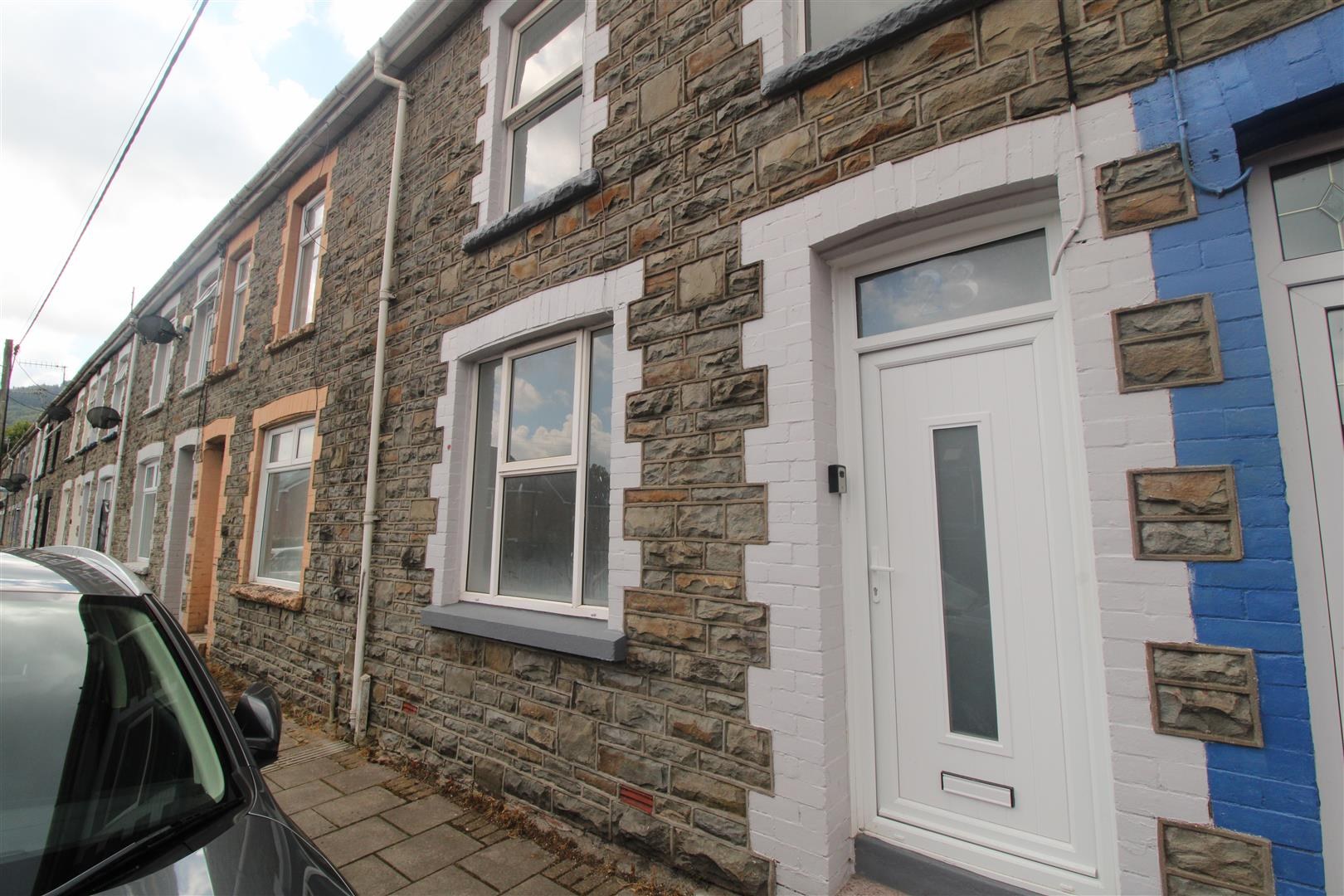 House - Terraced For Rent Gladstone Street