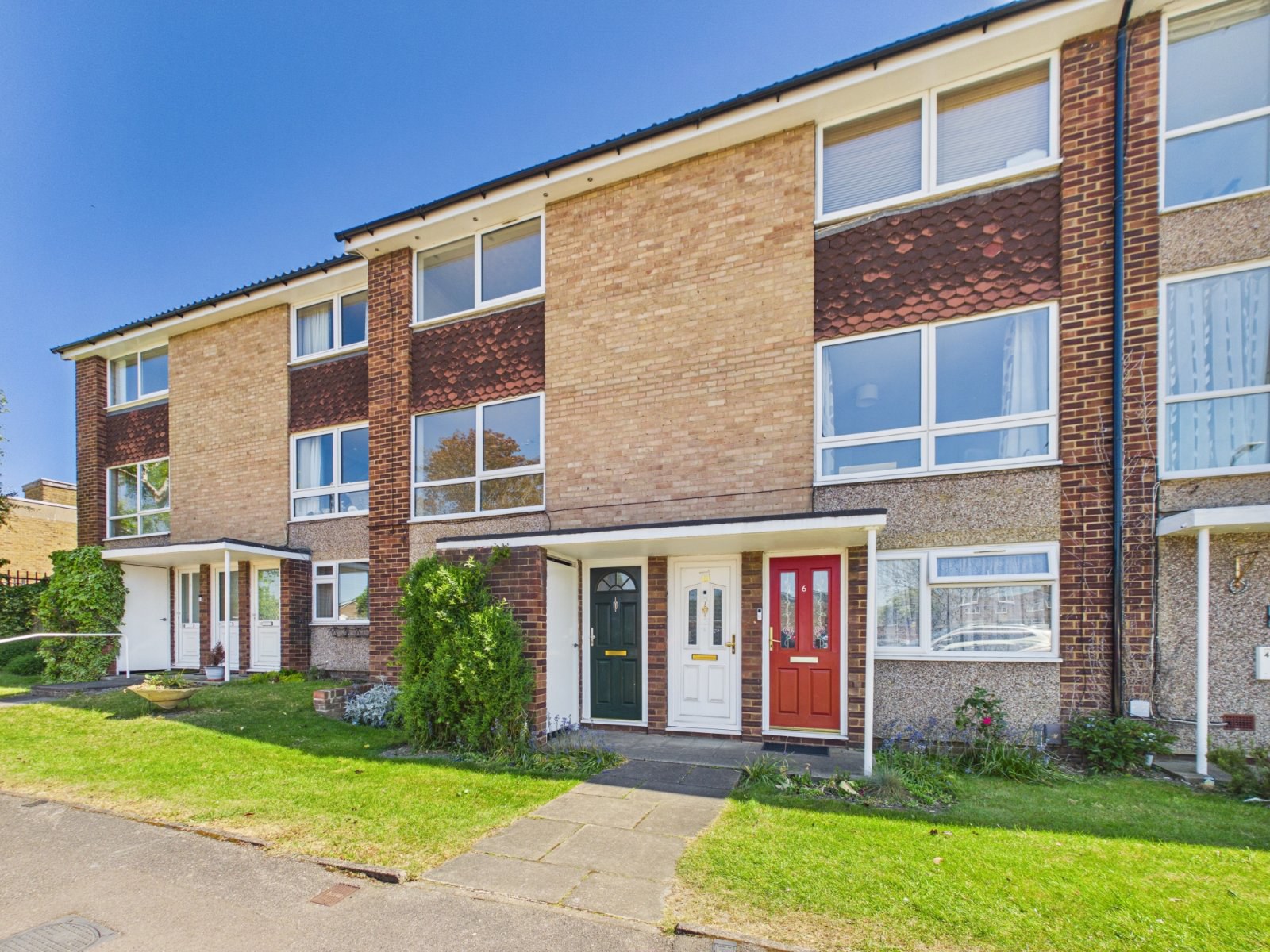 Shelley Close, Langley, Berkshire, SL3