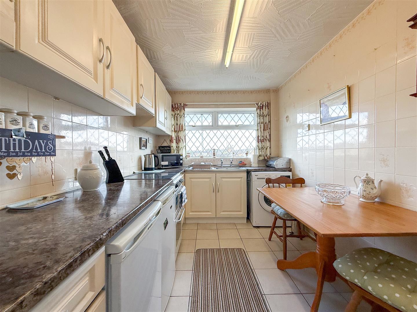 Mansfield Drive, Brown Lees, ST8 6NH, photo 4