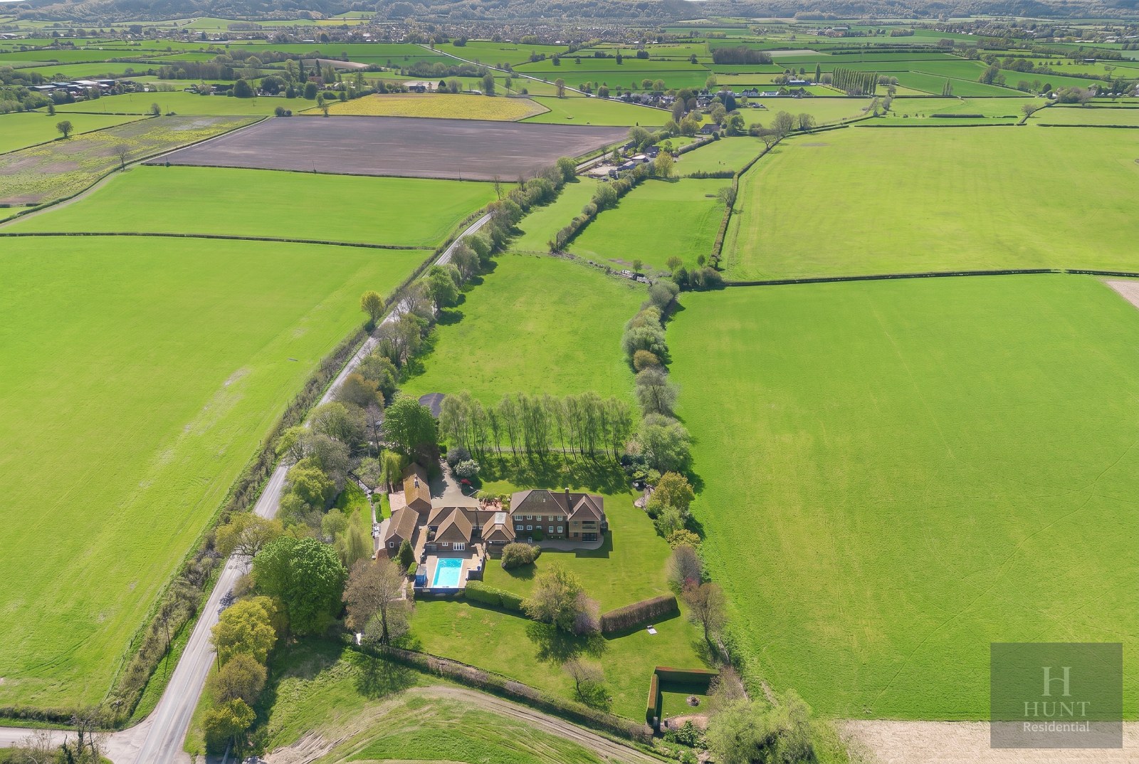 Chinnor Road, Thame, Oxfordshire, OX9, photo 3