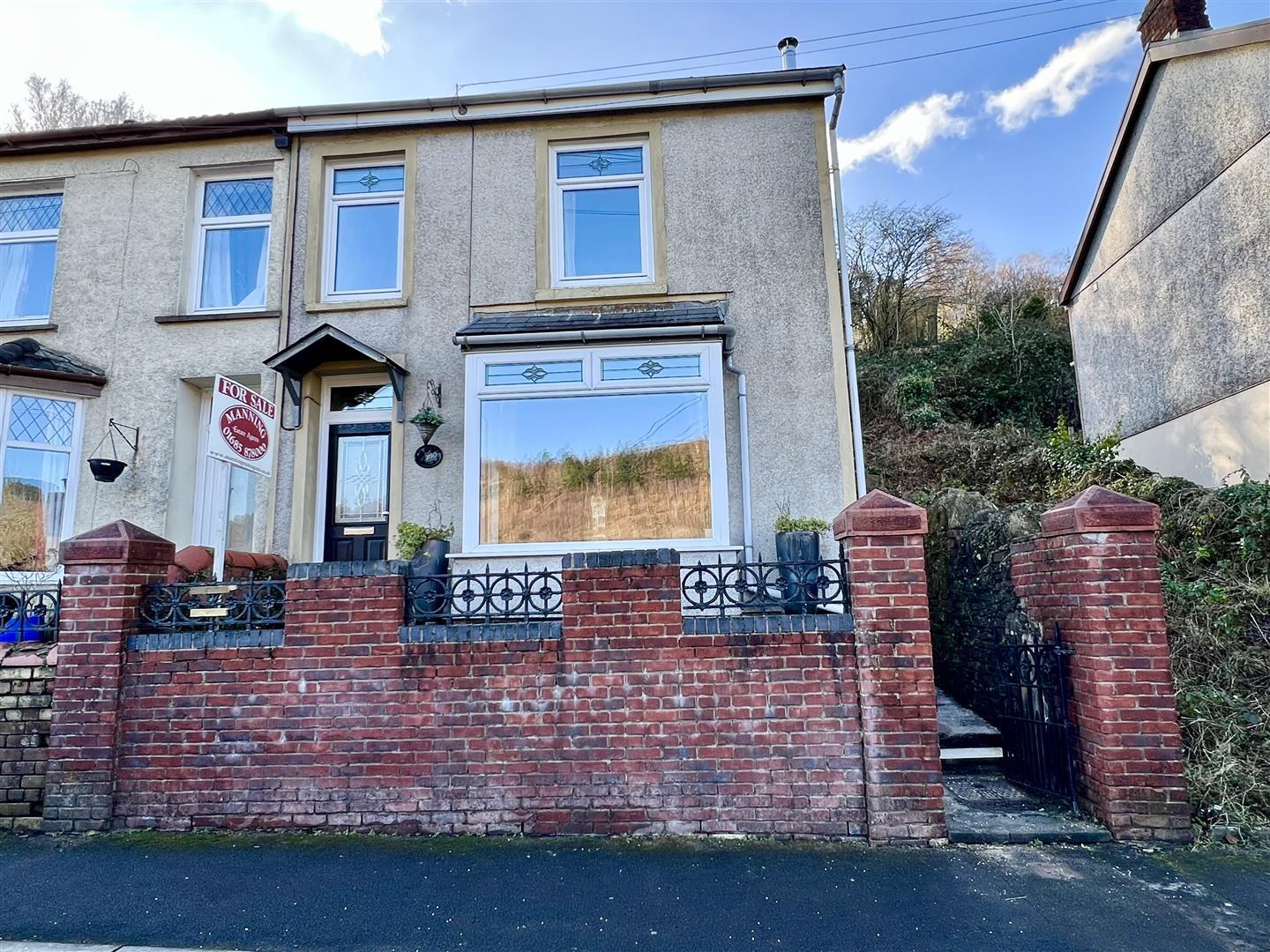 Abercynon Road