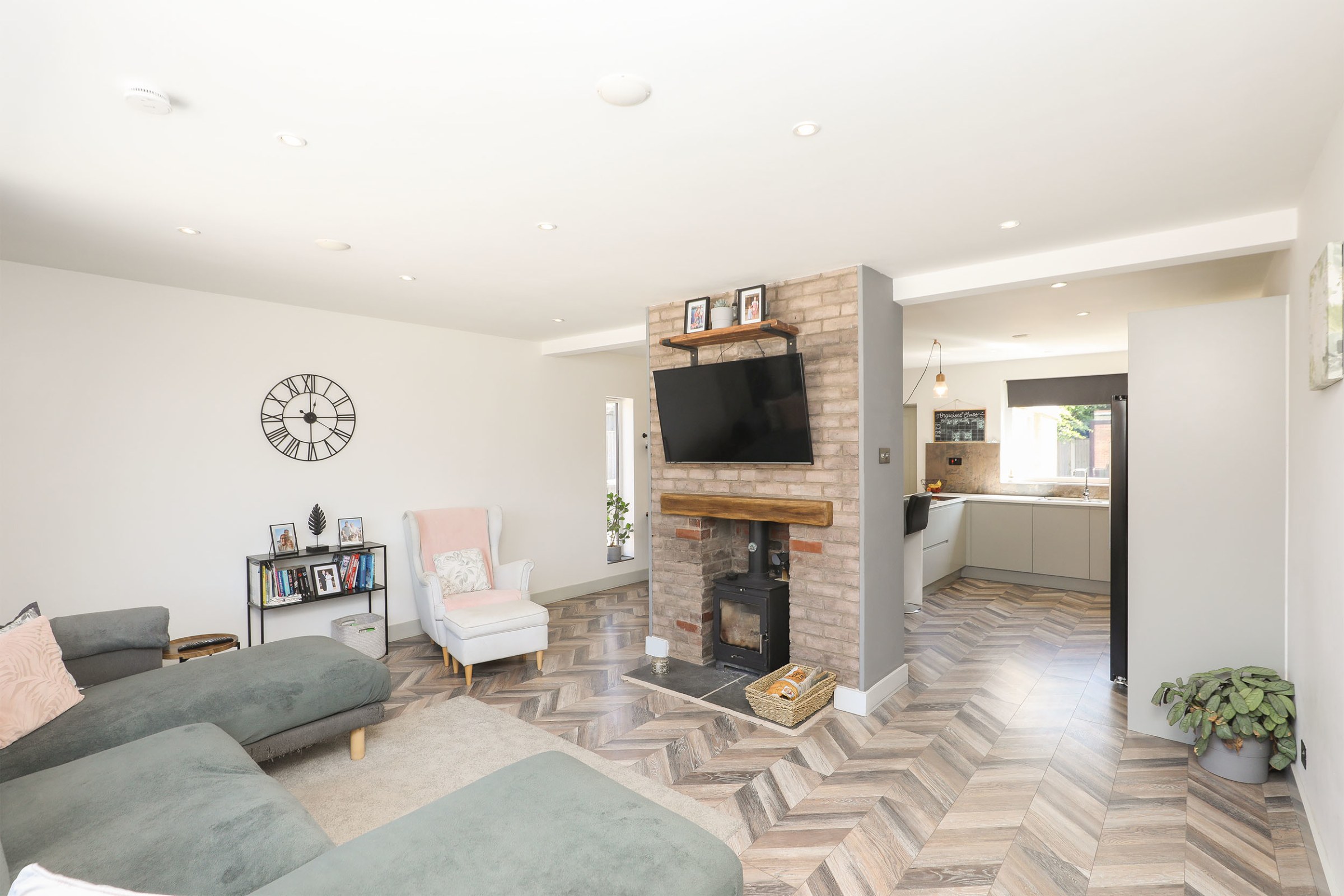 Acres Road, Lower Pilsley, S45, photo 4