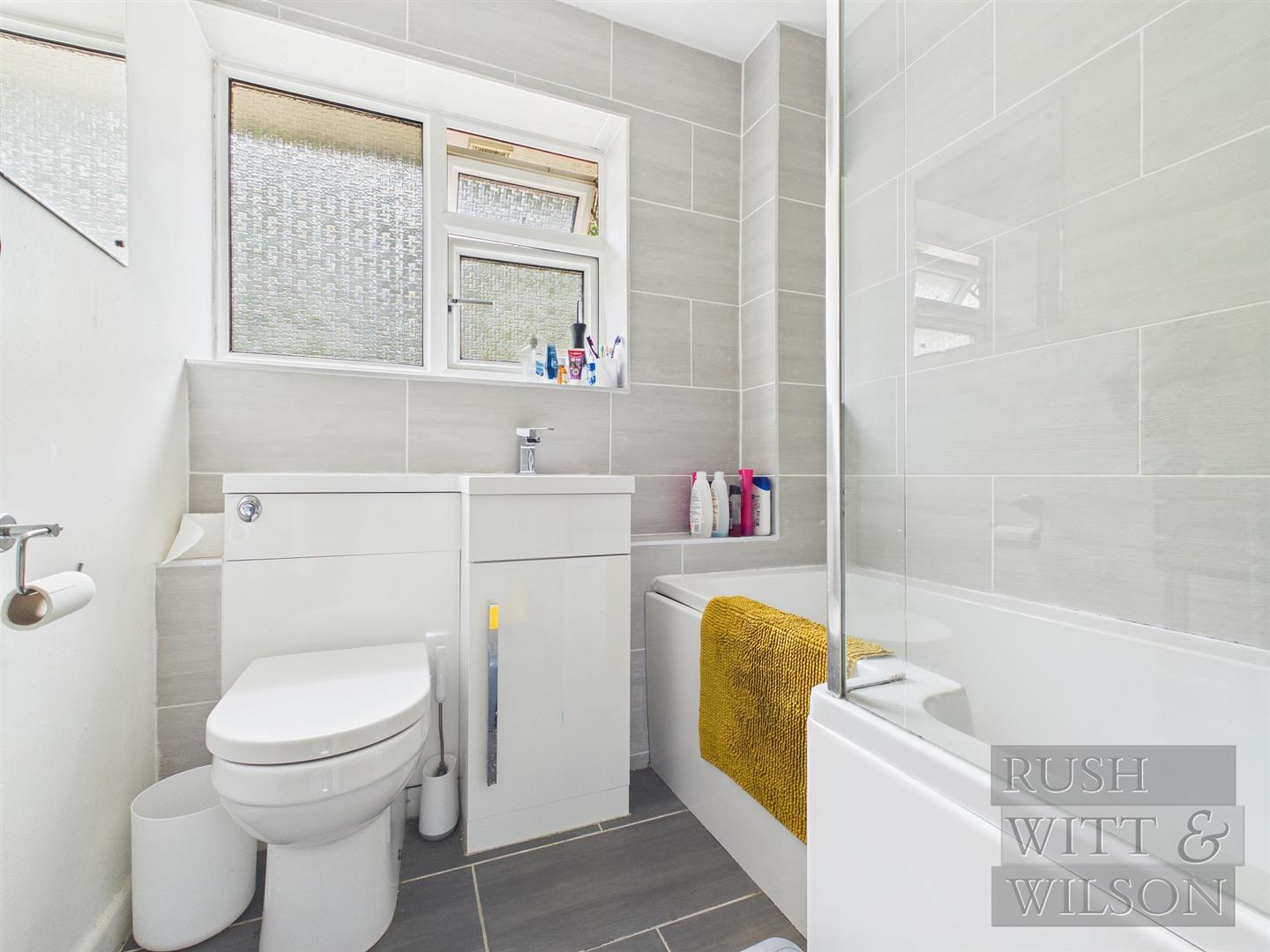 Ghyllside Avenue, Hastings, photo 12