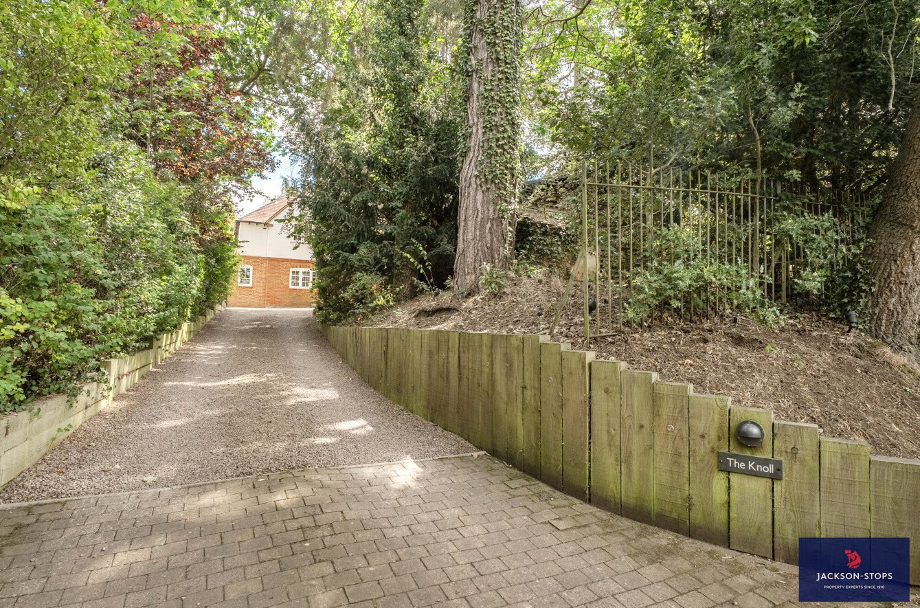 Wood Lane, Aspley Guise, Bedfordshire, MK17, photo 18