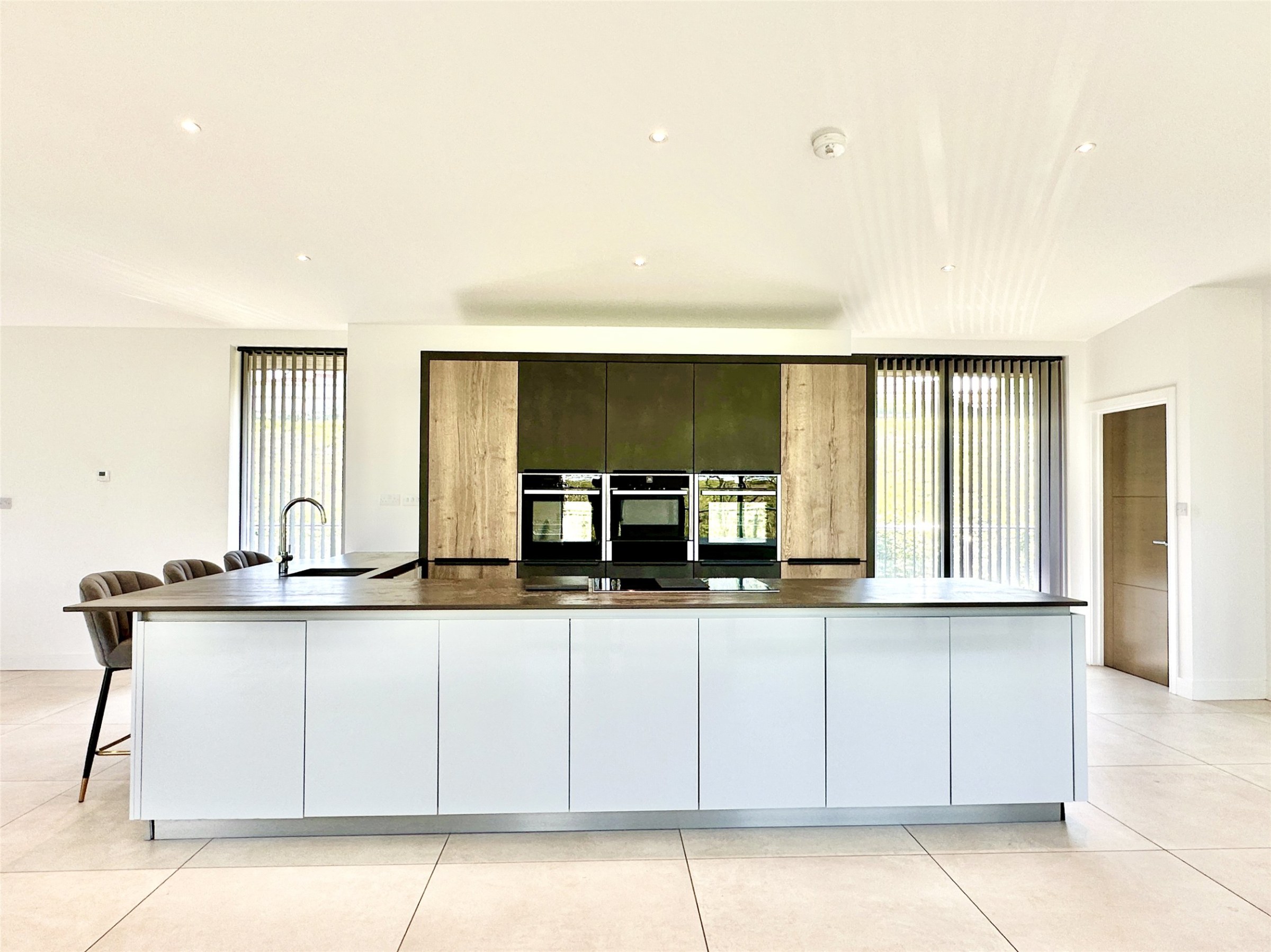 Striking Very Spacious Contemporary Home, Langmead Drive, Bideford, Devon, EX39, photo 7