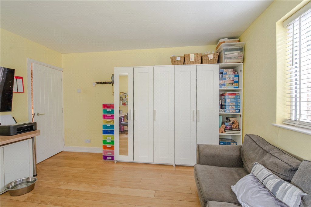 Western Avenue, Riddlesden, Keighley, West Yorkshire, BD20, photo 11