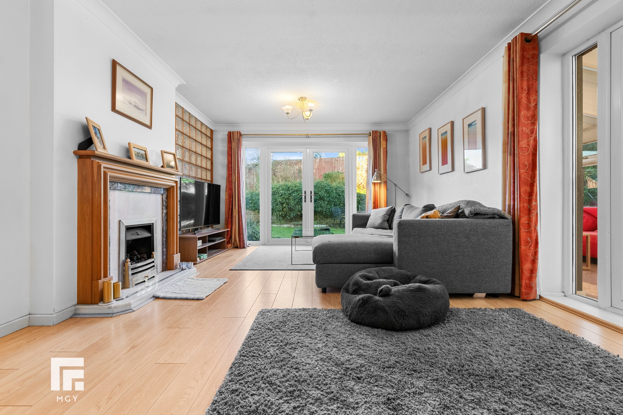 Walnut Tree Close Radyr Cardiff CF15 8SX, photo 37