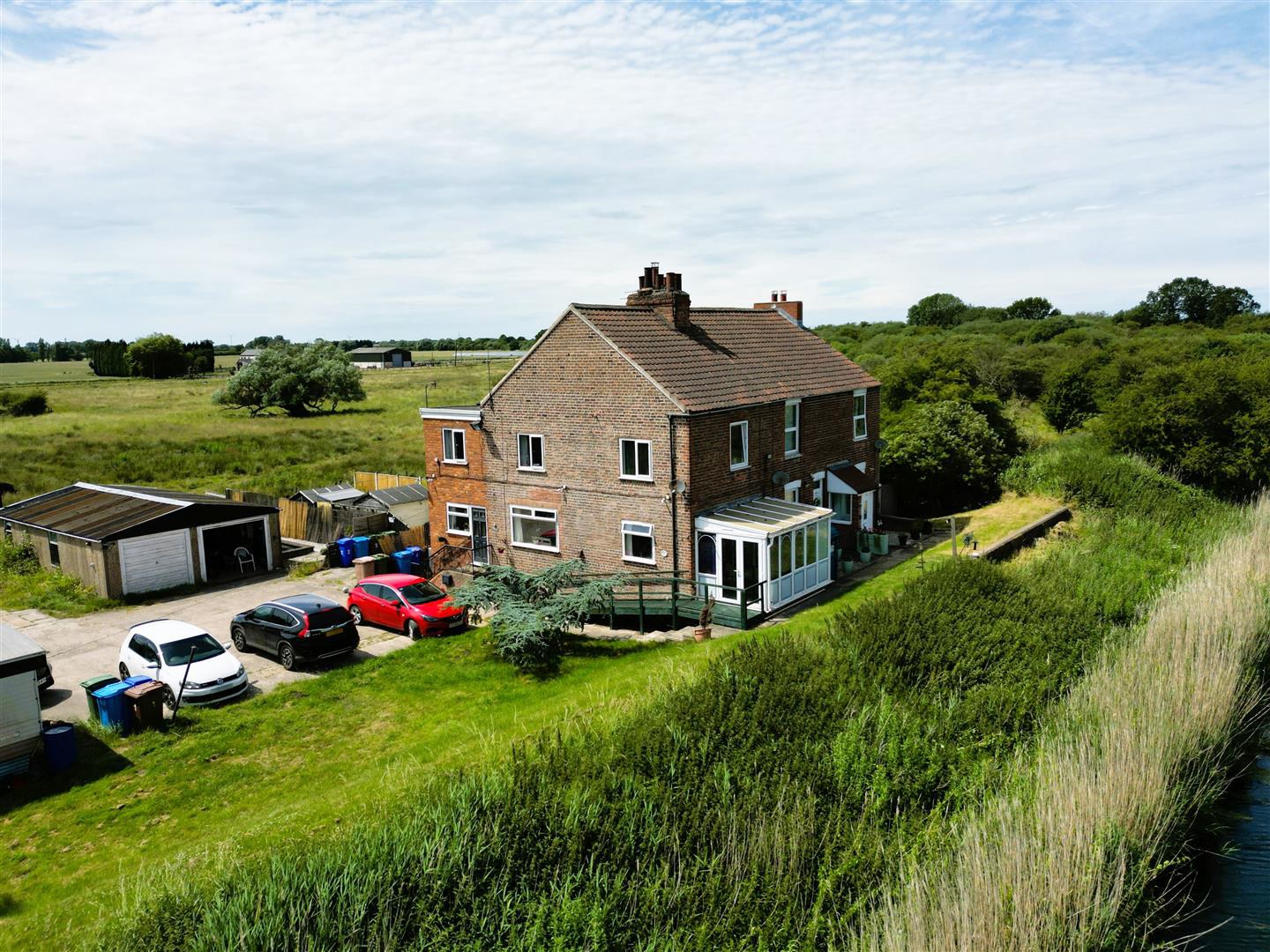 Brickyard Cottages, Broomfleet, photo 14
