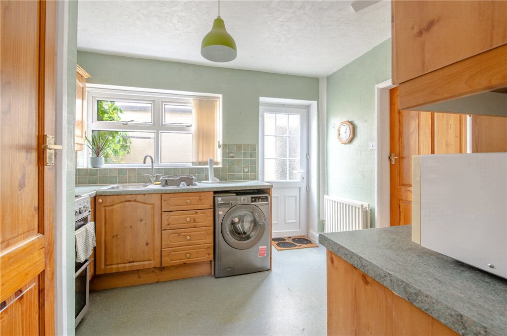 Cliffe Lane West, Baildon, West Yorkshire, BD17, photo 8