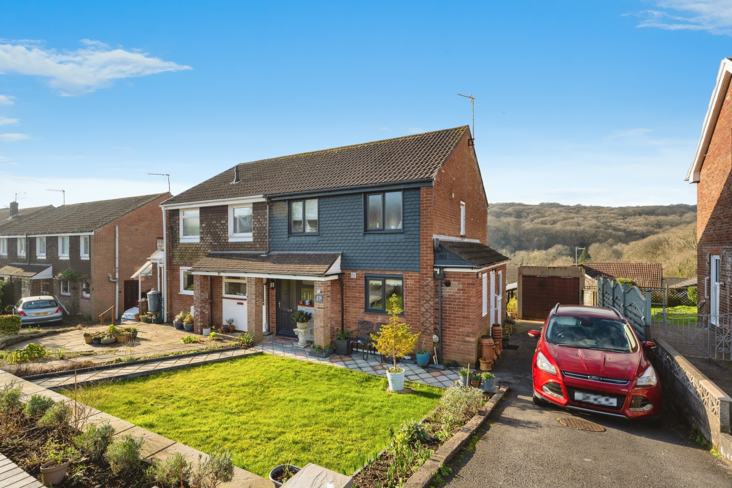 Gwerneinon Road, Sketty, Swansea, SA2 8EN