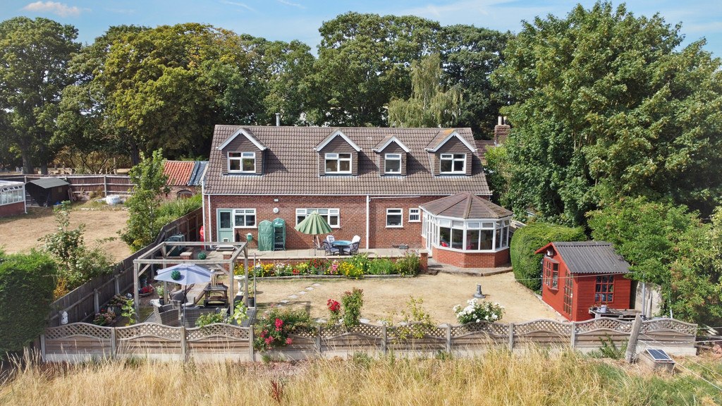 Darton Place, Church End, North Somercotes LN11 7PZ, photo 24