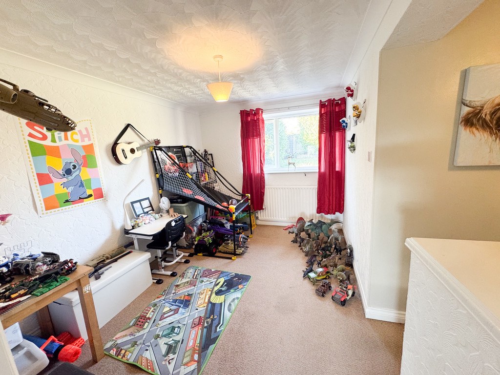 Rogate Close, Fenpark, Stoke-on-Trent, photo 21