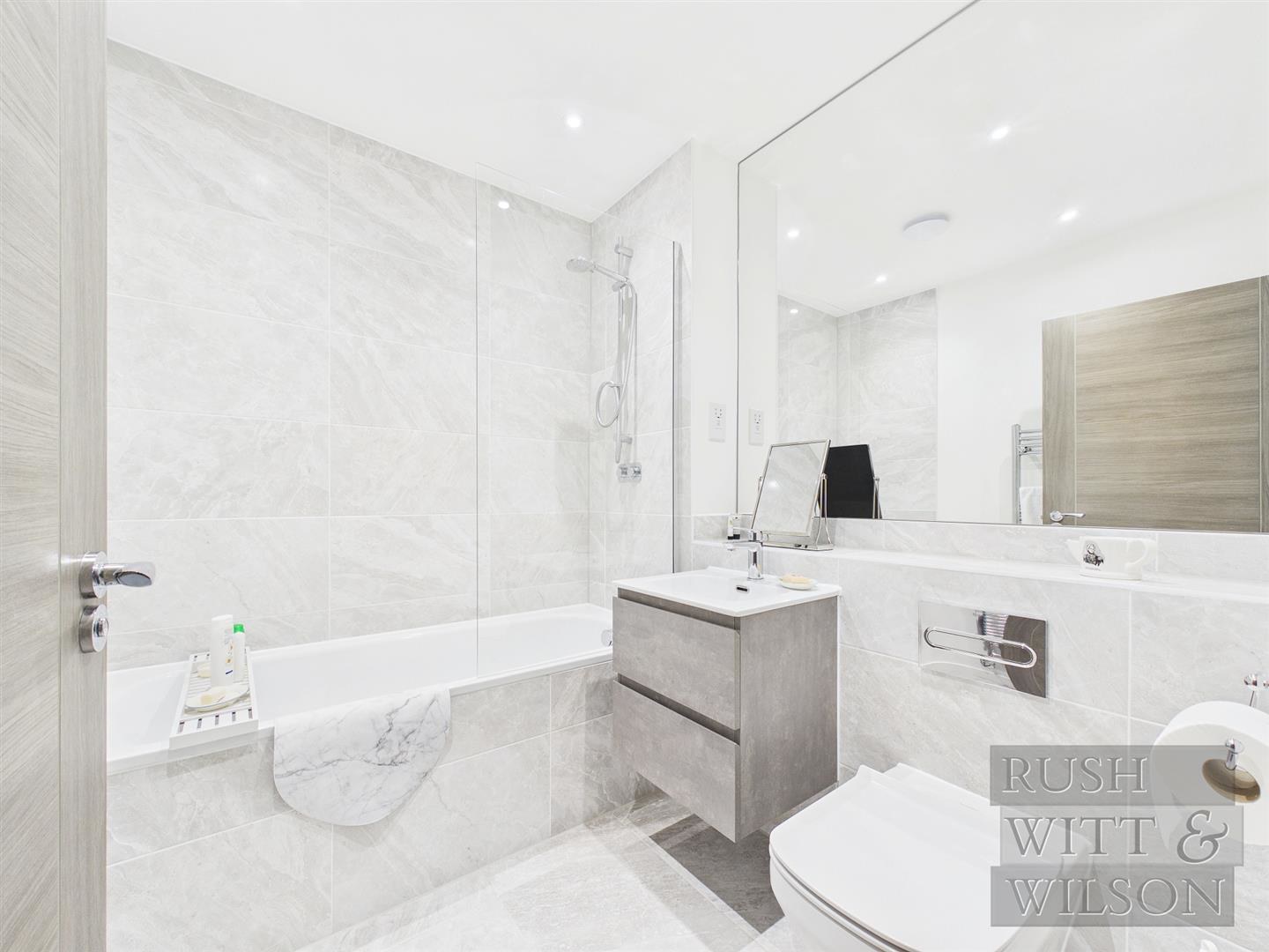 Elizabeth Gardens, Northiam, photo 13